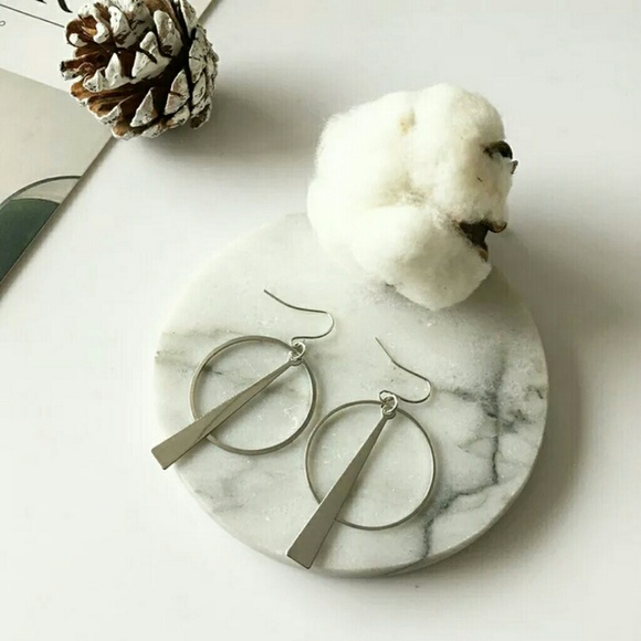 Circle Bar Earrings - Picture 3 of 3